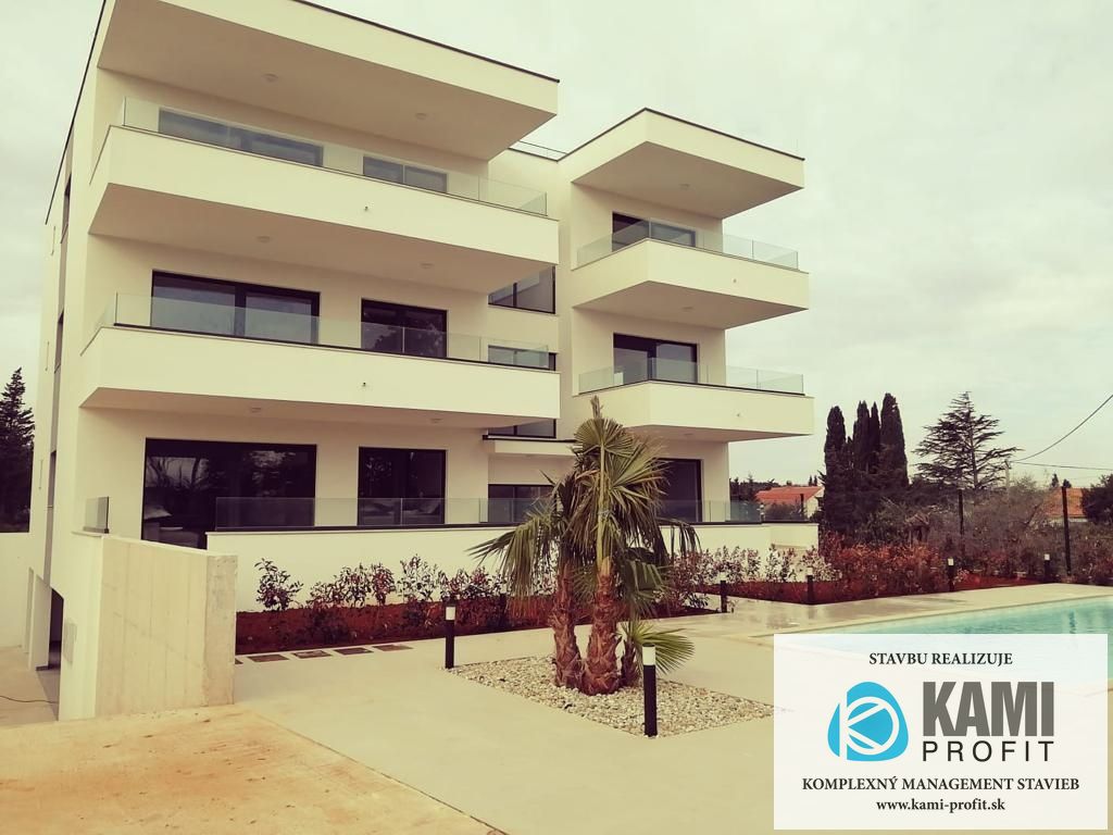 Posledný MODERNÝ Apartmán na ostrove UGLJAN s kompletným z - 9