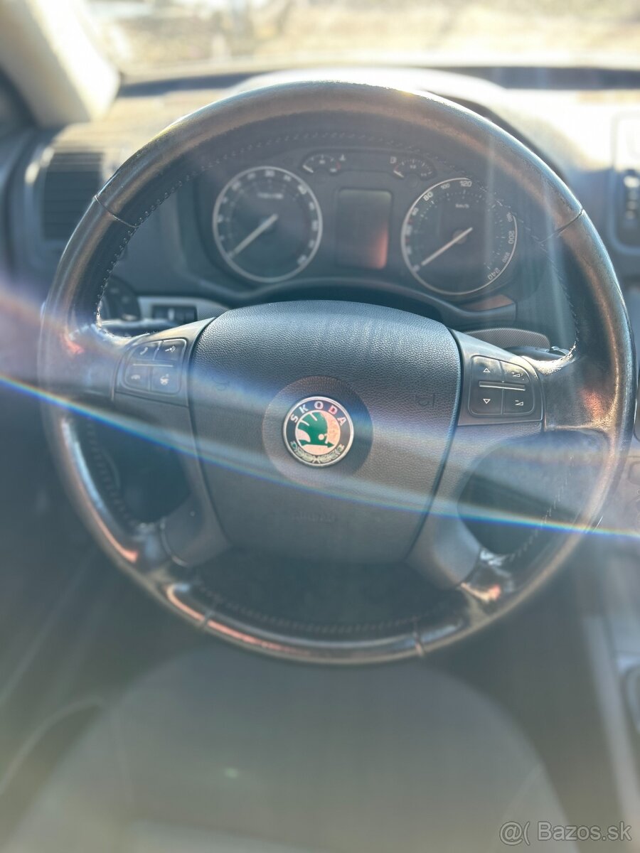 Škoda octavia combi 1,9TDI 77kw,M5,diesel - 9