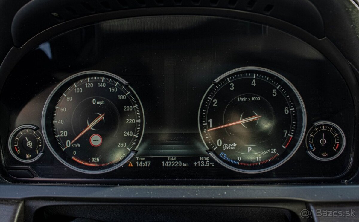 BMW 750i xDrive 2015 - 9
