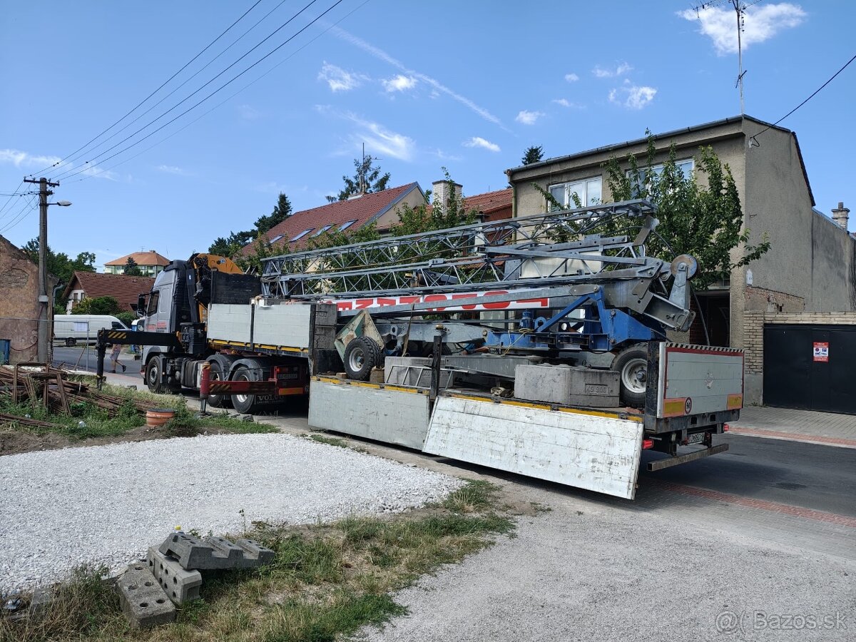 Na predaj samo Skládací stavebný Žeriav na diaľkové ovládani - 9