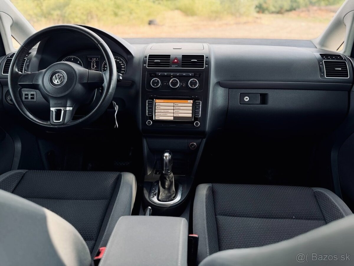 VOLKSWAGEN TOURAN 2.0TDI COMFORTLINE 7-mietne 👈 - 9