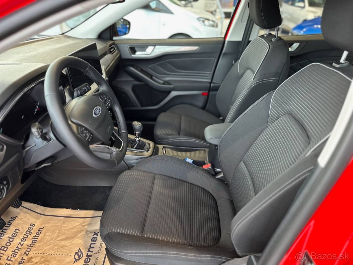 Ford Focus 1.0 EcoBoost Trendy - 9