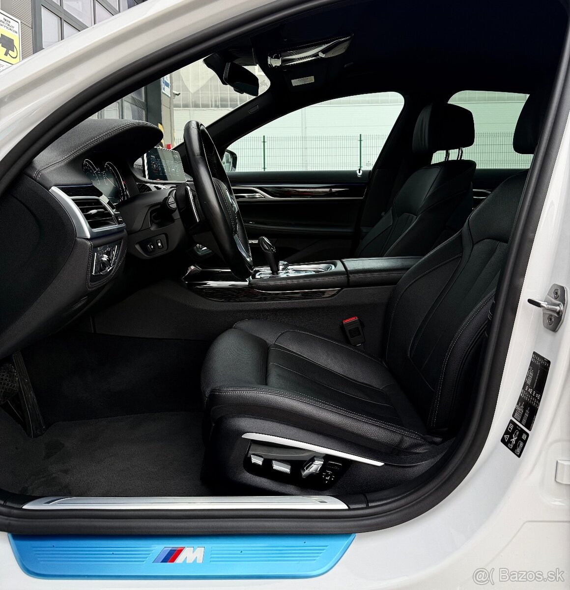 BMW 740d xDrive M-PACKET - 9