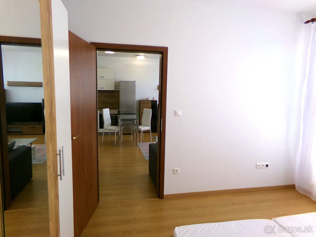 Novostavba pri Bratislave, 2 izb.byt, Terasa 6m, Len 1 sused - 9