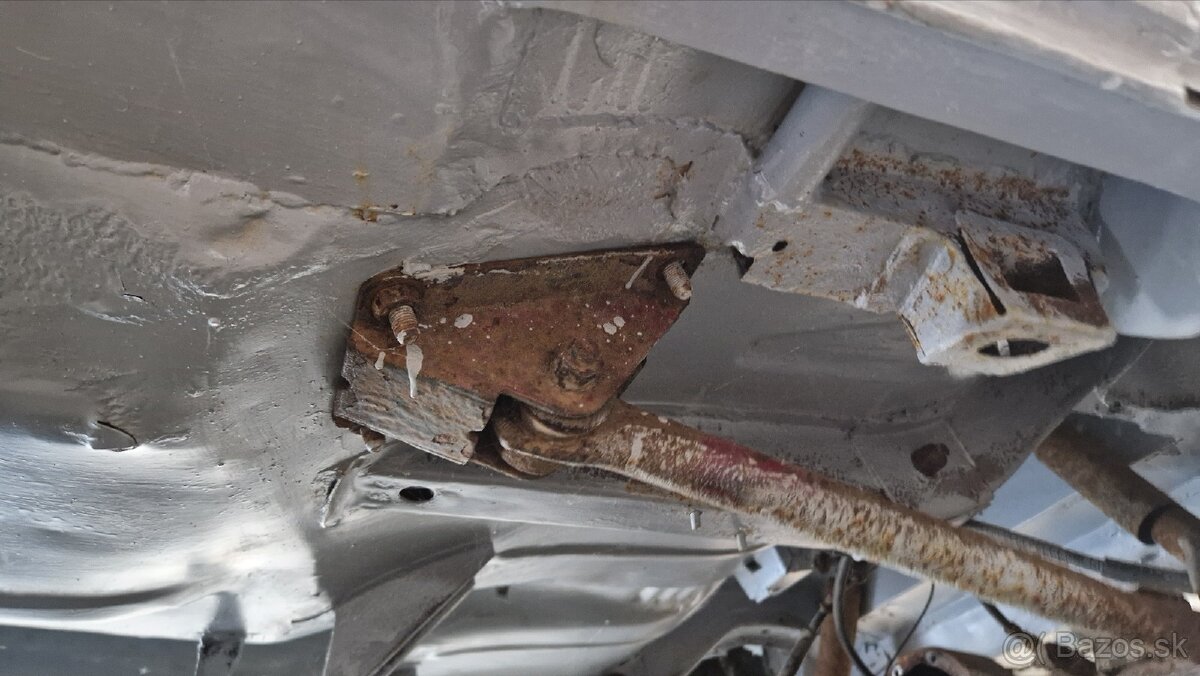 Predám lada 2107 - 9