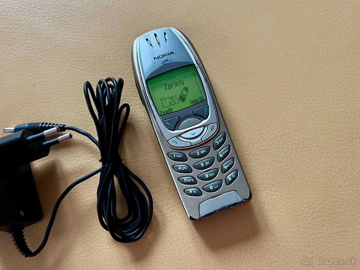 Nokia 6310 a Nokia 6310i - 9