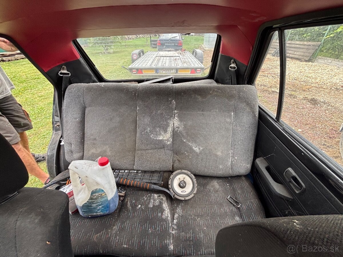 Volkswagen Golf MK1 - Rozpredám - 9