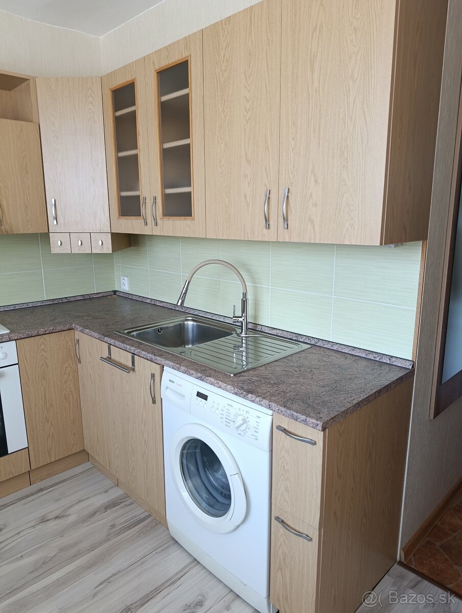 1 izbový byt - 9