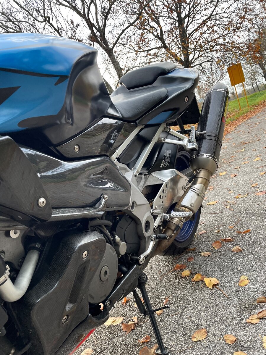 Aprilia Tuono 1000R Factory Carbon - 9