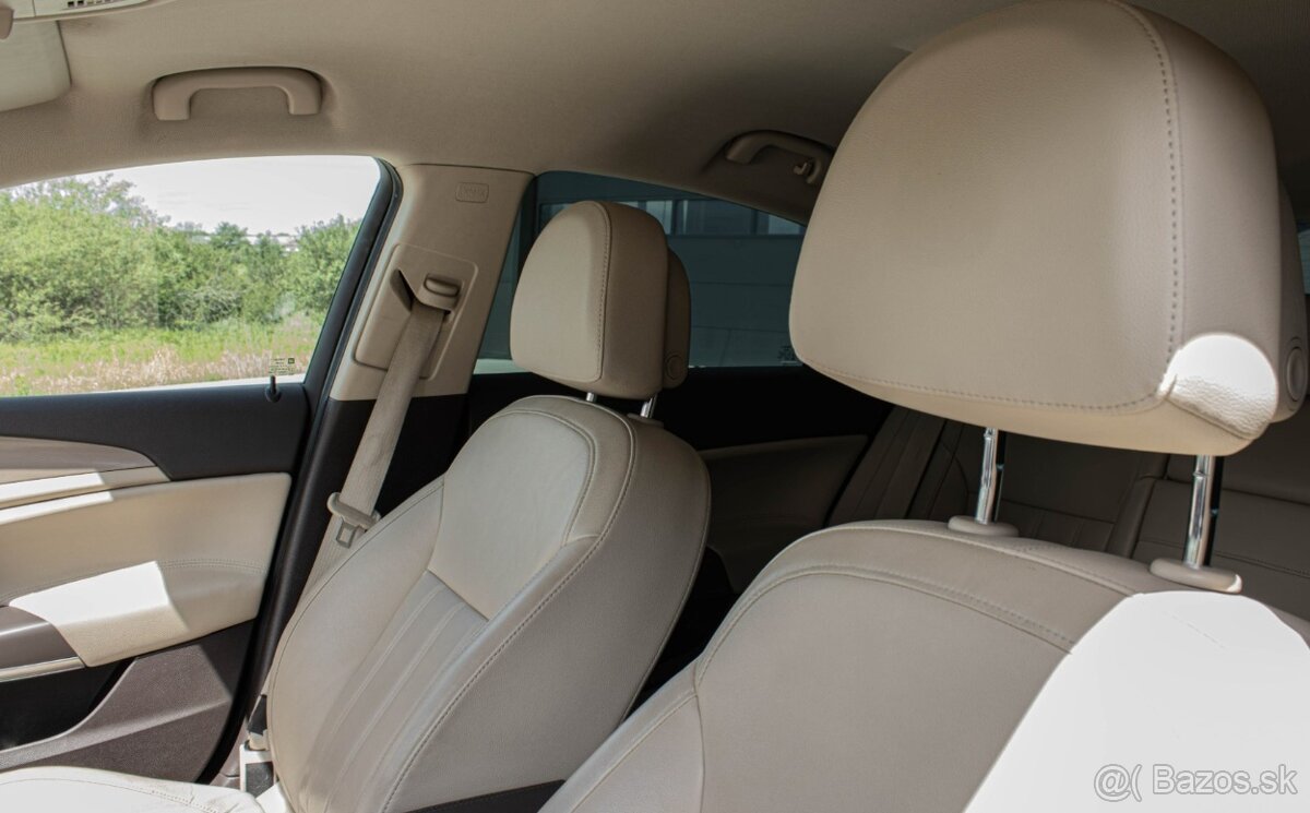Opel Insignia 2.0 CDTI 2011 - 9