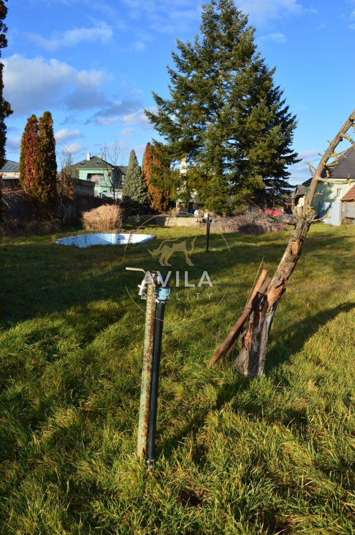 TOP NA PREDAJ: 2 stavebné pozemky 728m2 a 1761m2 (celkom 248 - 9