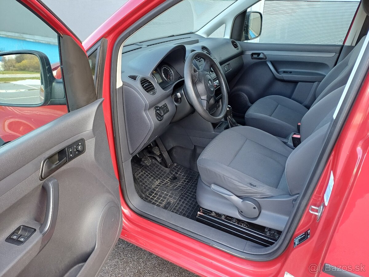 VW Caddy 1,6 tdi - rok 2014 - 1 majiteľ - pravidelný servis - 9