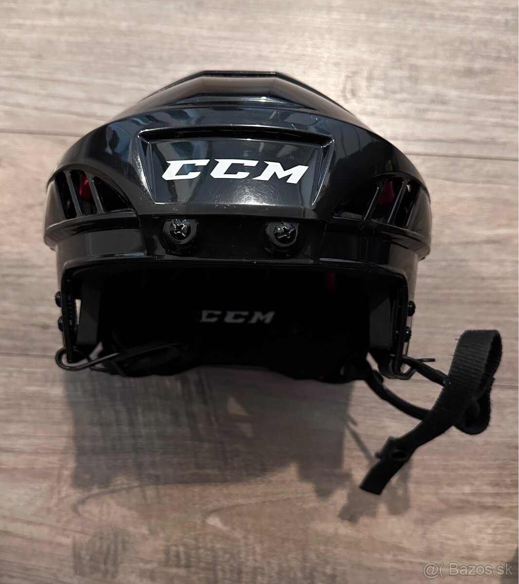 Hokejová výstroj CCM - 9