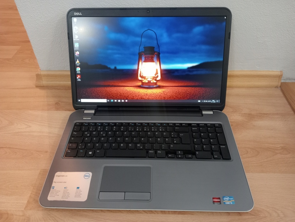 predám notebook Dell Inspiron - Intel core i5 -8gb ram - ssd - 9