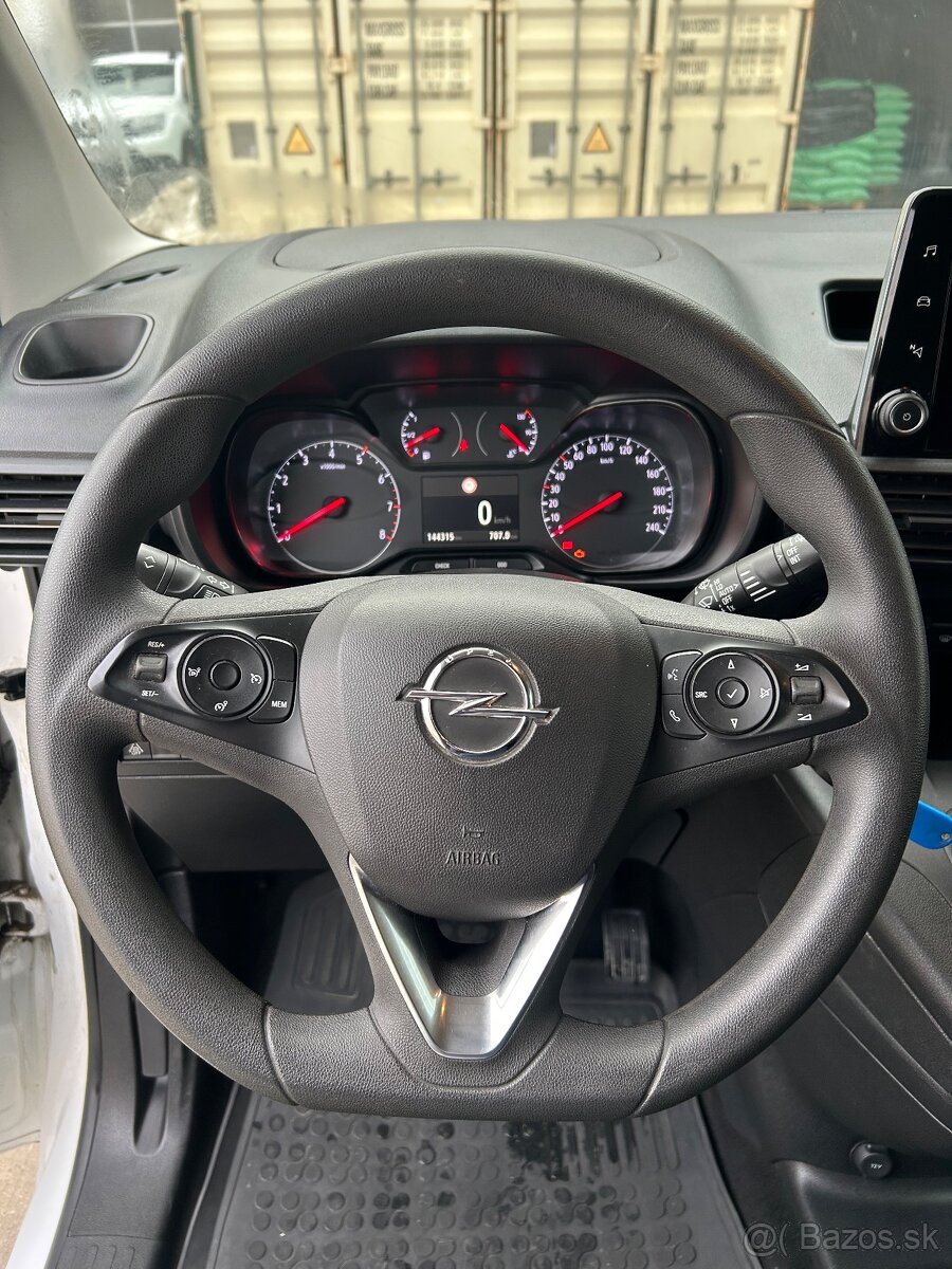 Opel Combo 1.2 Turbo - 9