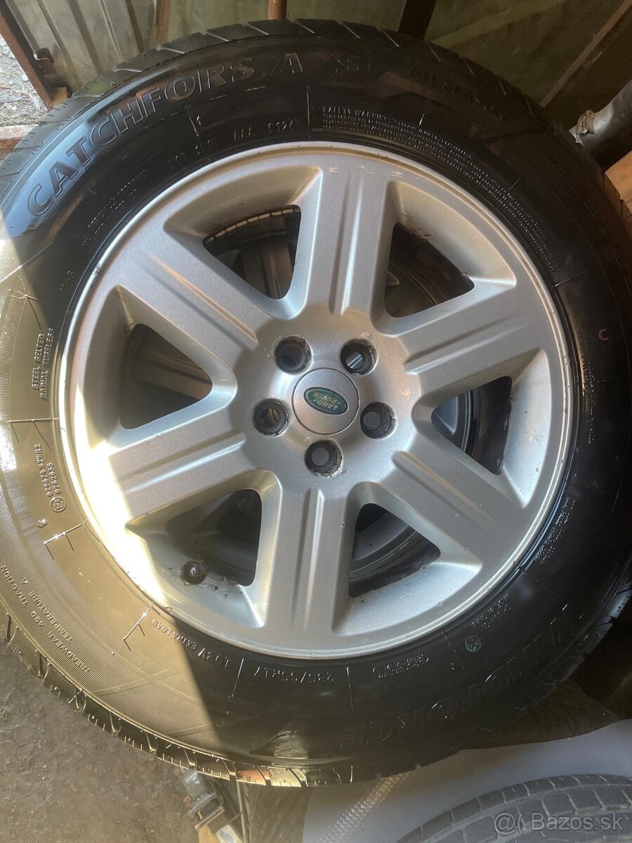 5x108 235/65 R17 - 9