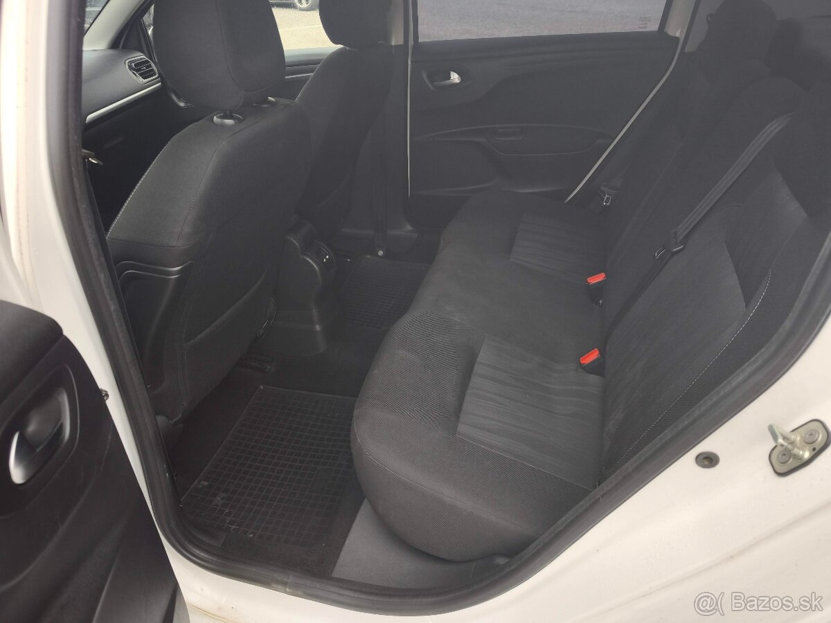 Peugeot 301 1.2 53kw benzín r.v.:2013 kupované na slovensku - 9