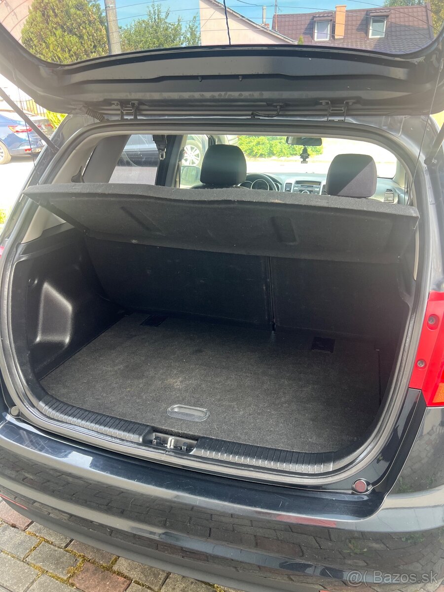 KIA Venga 1.4 crdi - 9