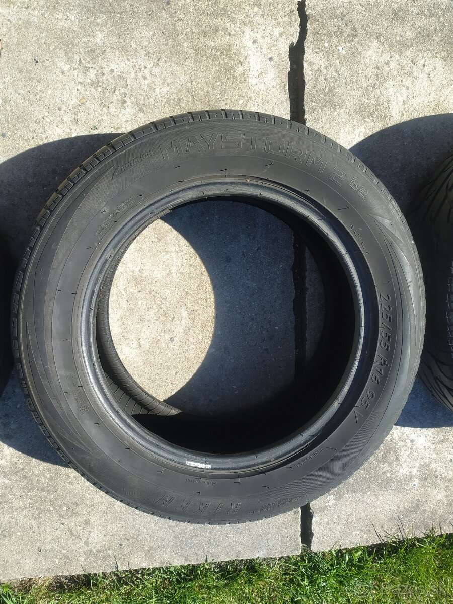 225/55 r16 letné pneumatiky - 9