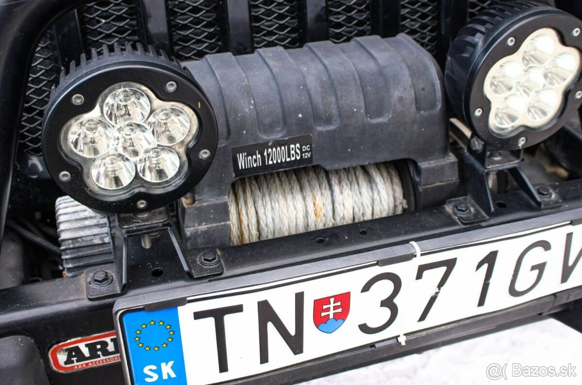 Jeep Wrangler 2.8 CRD Sport A/T - 9