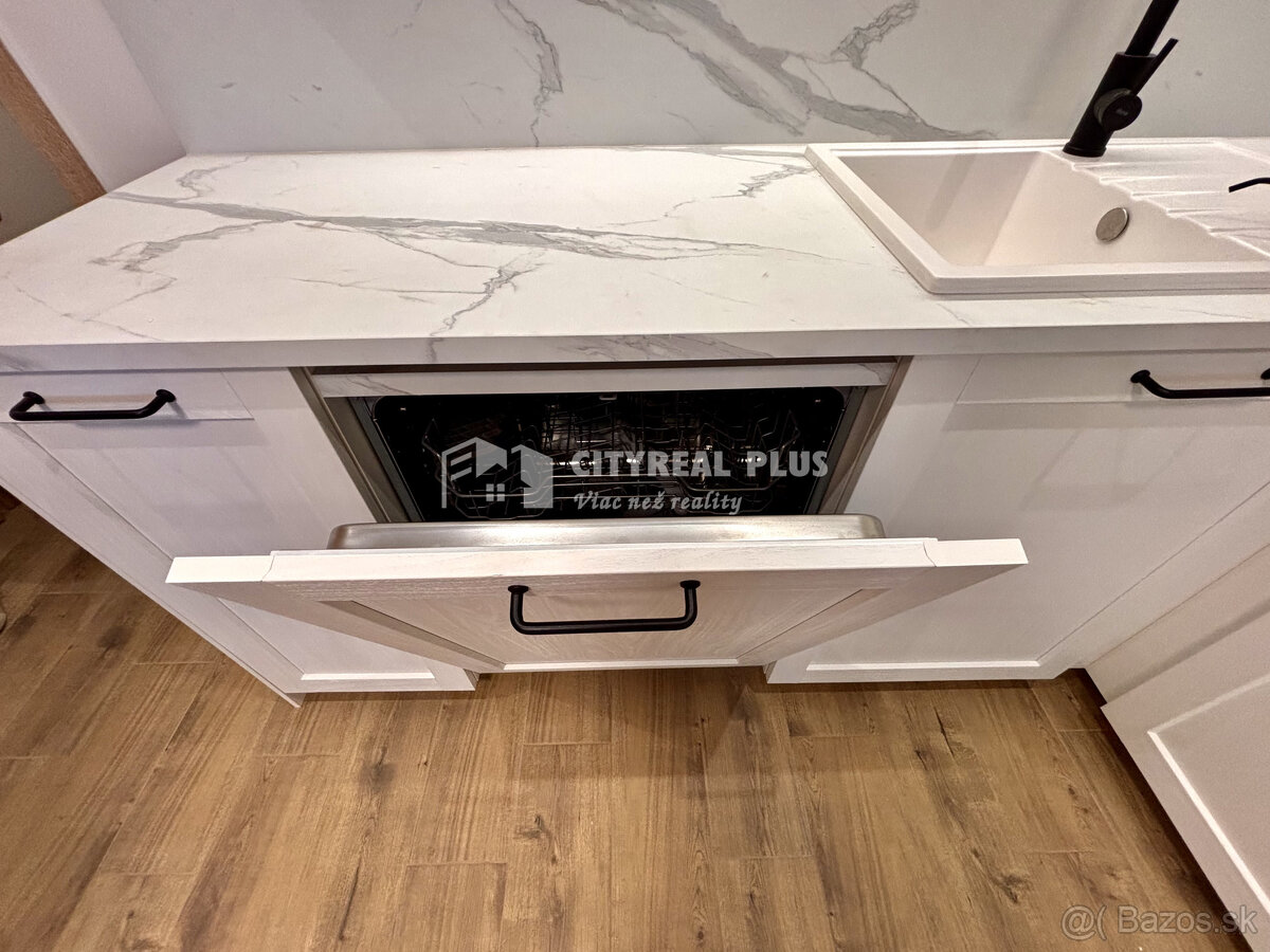 Ponúkame Vám na prenájom veľký 1 izbový byt v Nových Zámkoch - 9