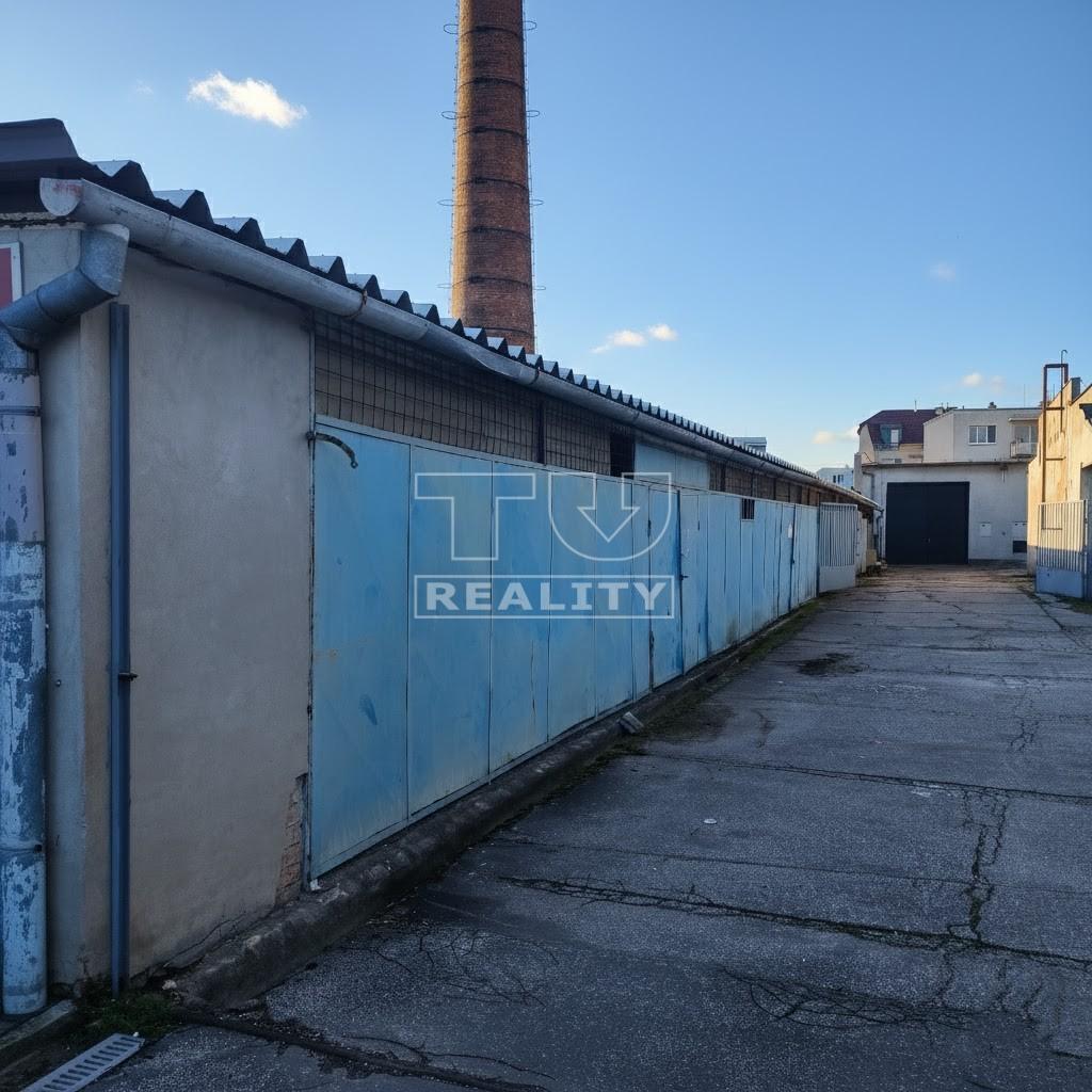 Polyfunkčná budova – Trenčín, Zlatovce - Bratislavská ul. - 9