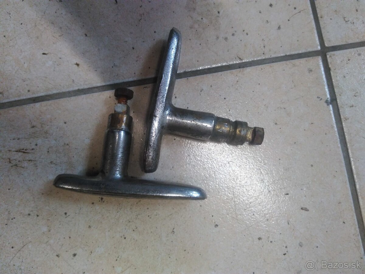 Klučky Tatra, Škoda, Praga Aero BMW Mercedes DKW - 9