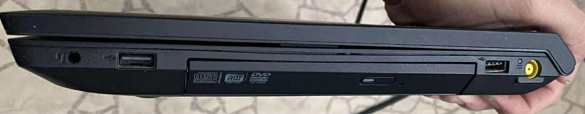 Predám nt Lenovo IdeaPad B590 i3 4gb ram bez hdd - 9