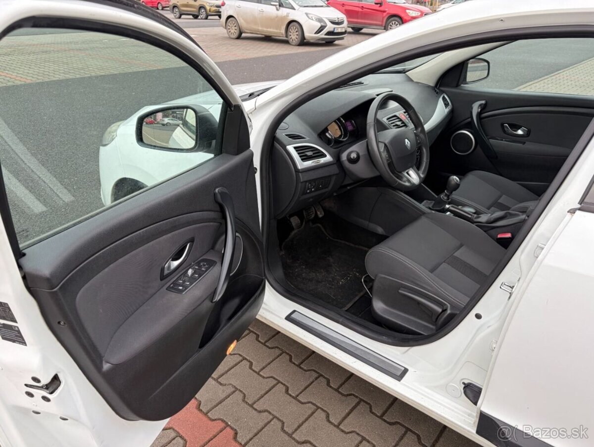 Renault Megane 1.5 DCi naj. 131t - 9