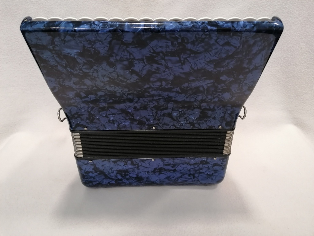 akordeon delicia junior 60 basovy - 9