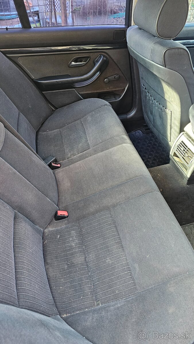 Rozpredám e39 520i - 9