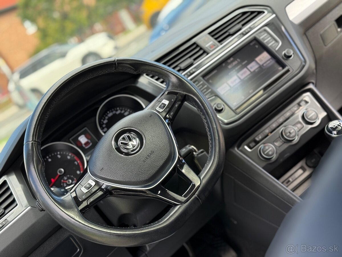 Volkswagen TIGUAN - benzin - komplet servisna historia - 9