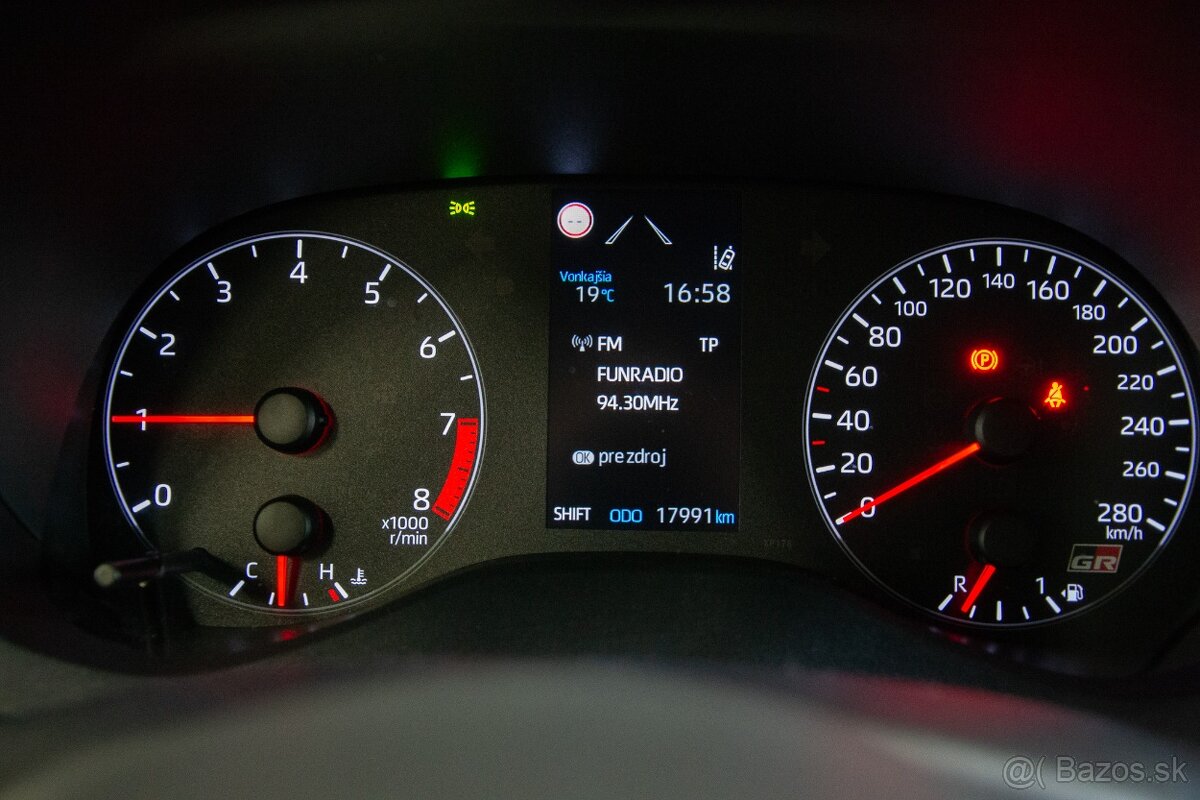 Toyota Yaris 1.6 Turbo GR Four 4WD Dynamic - 9