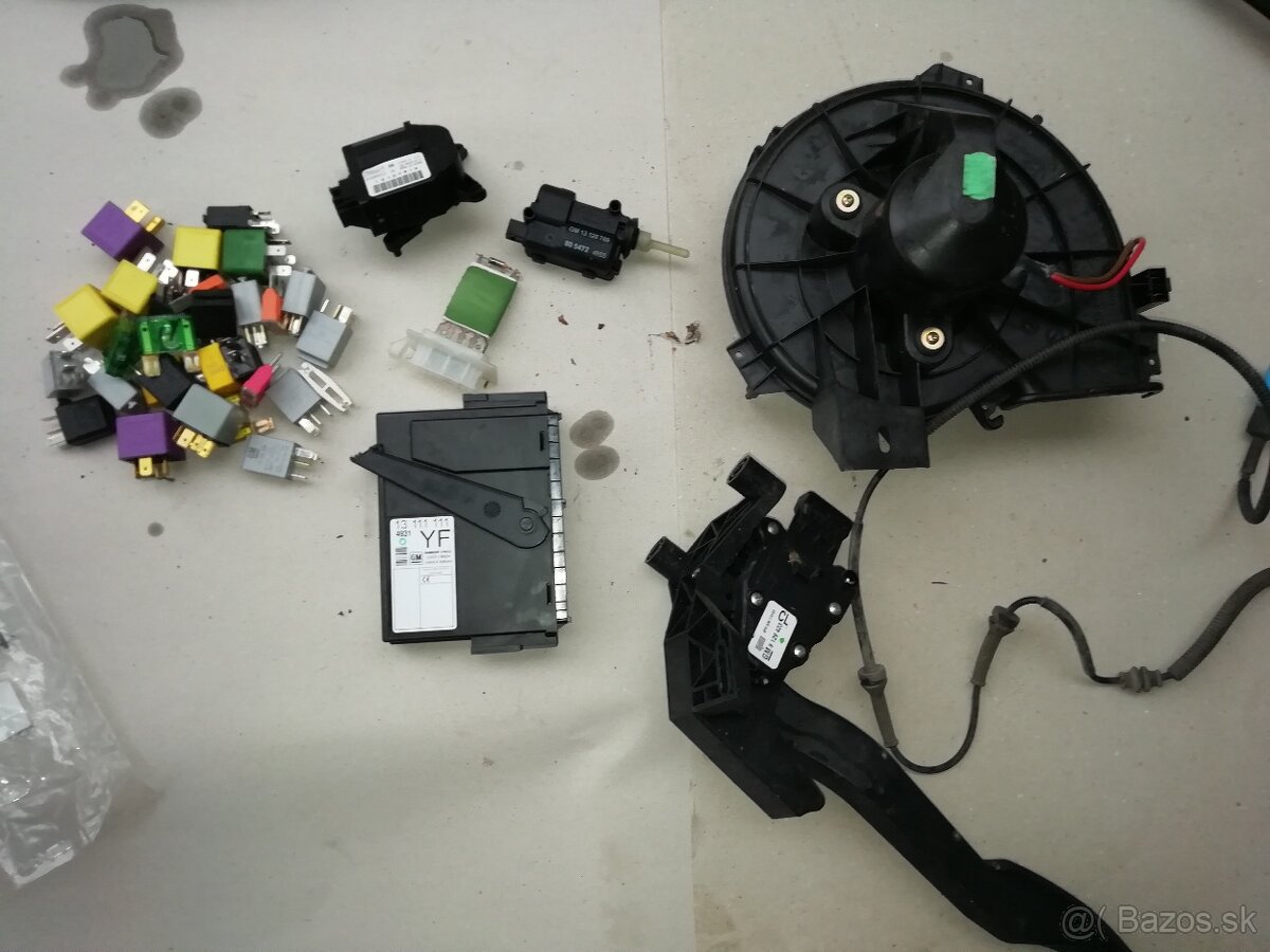 OPEL CORSA 1.2 55KW Z12XE ND 97.000 km - 9