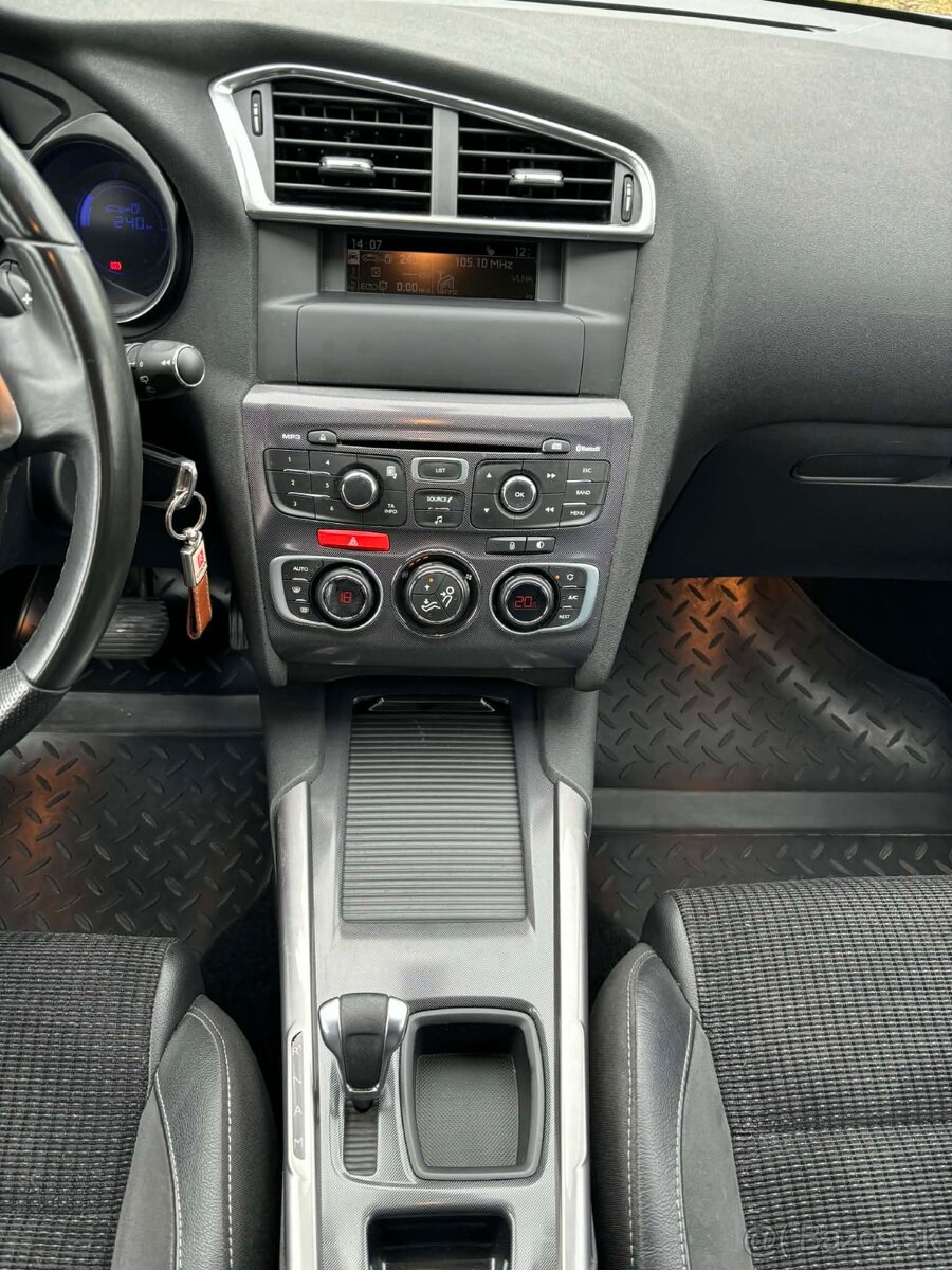 Citroën C4 1.6 HDi 110k Exclusive Start/Stop - 9