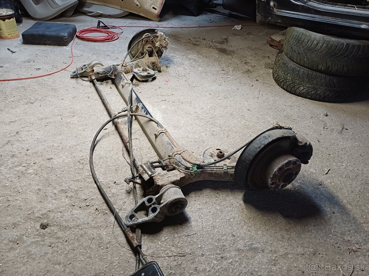 Rozpredám Škoda Superb 1 - 9