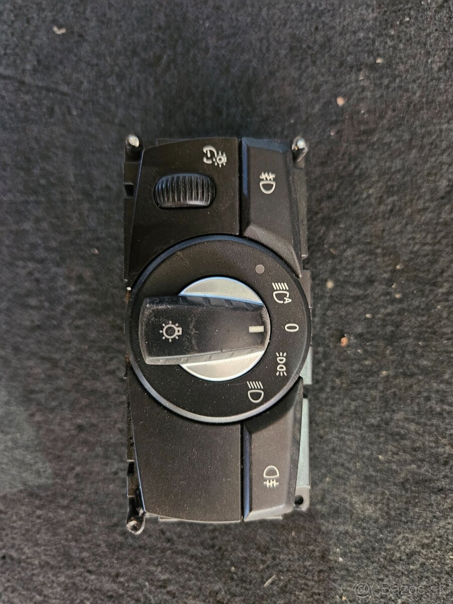 Rozpredám BMW X5 e70 173kw - 9