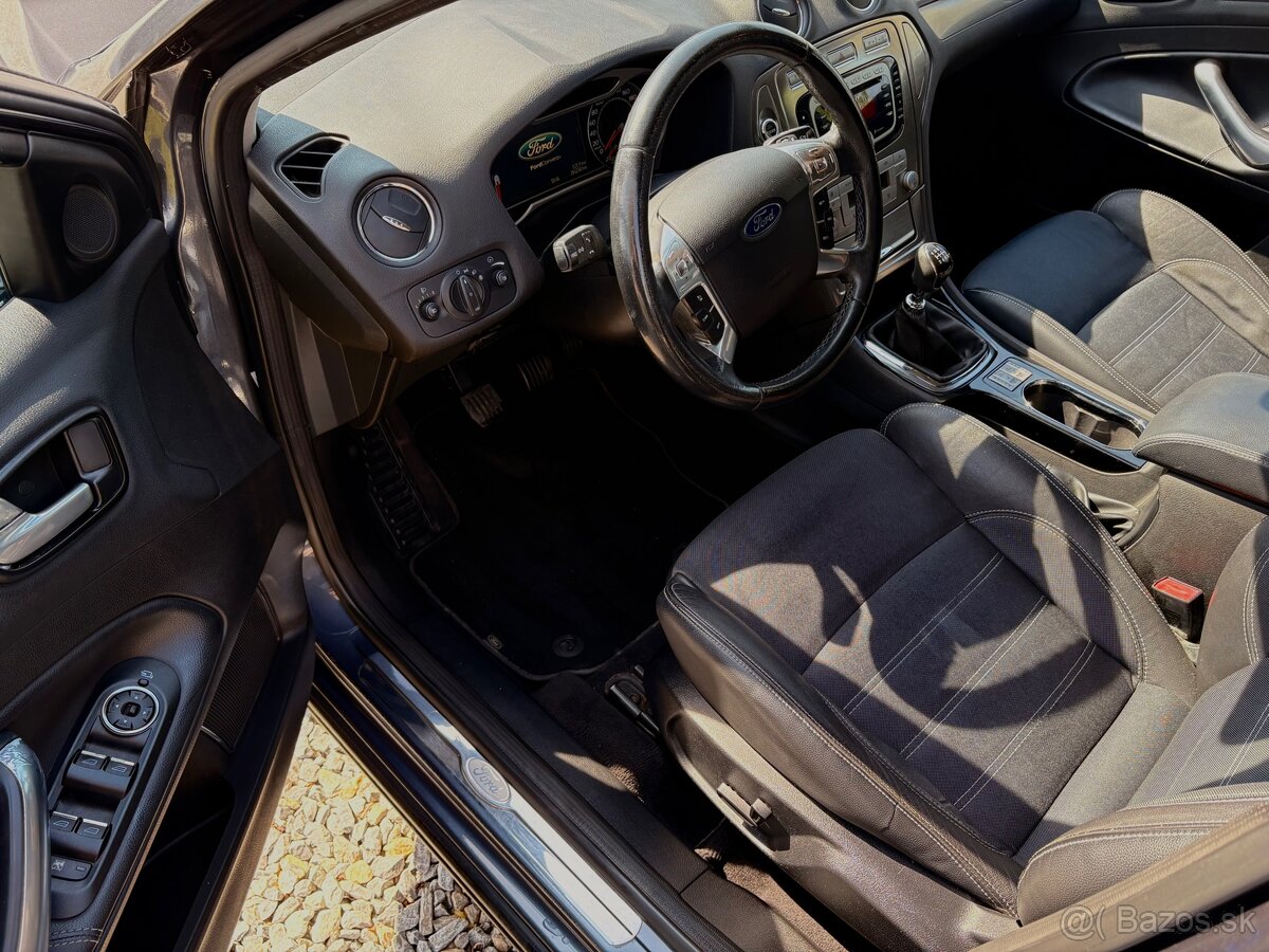 Ford Mondeo - 9