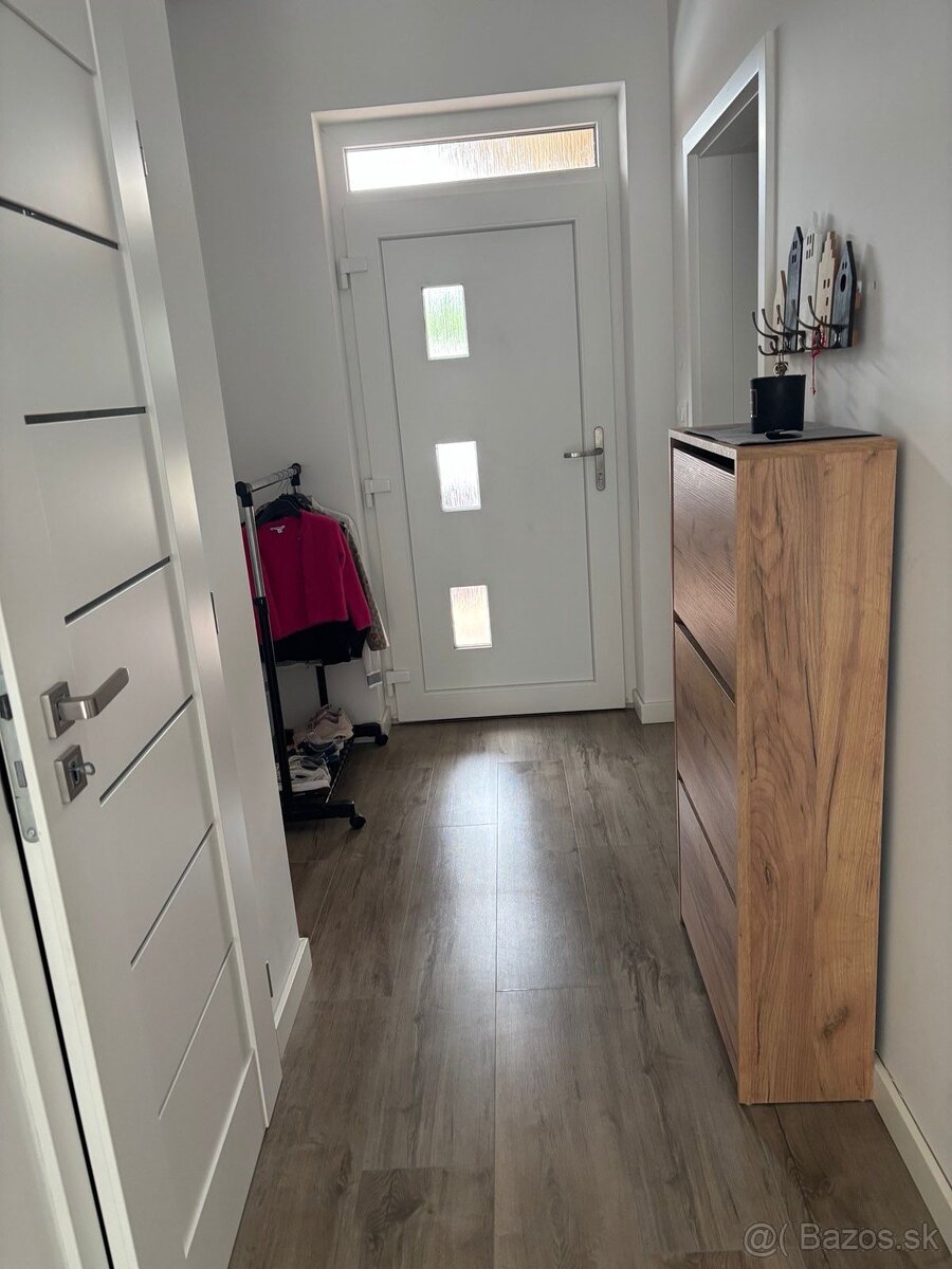 Na prenájom IHNEĎ voľný 3-izbový PET Friendly dom v Dun. Klá - 9