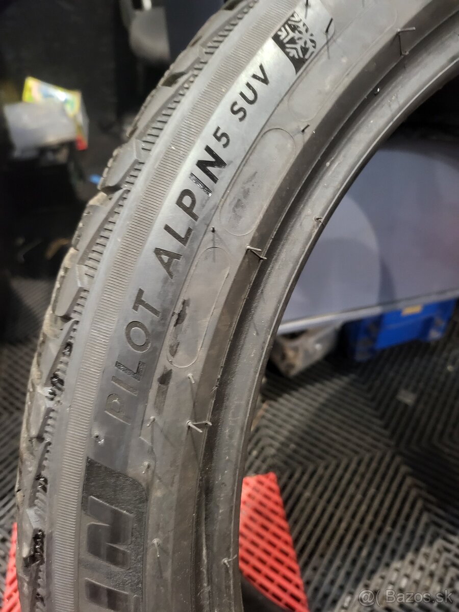 255/40 R21 Michelin zimne pneumatiky 2ks - 9