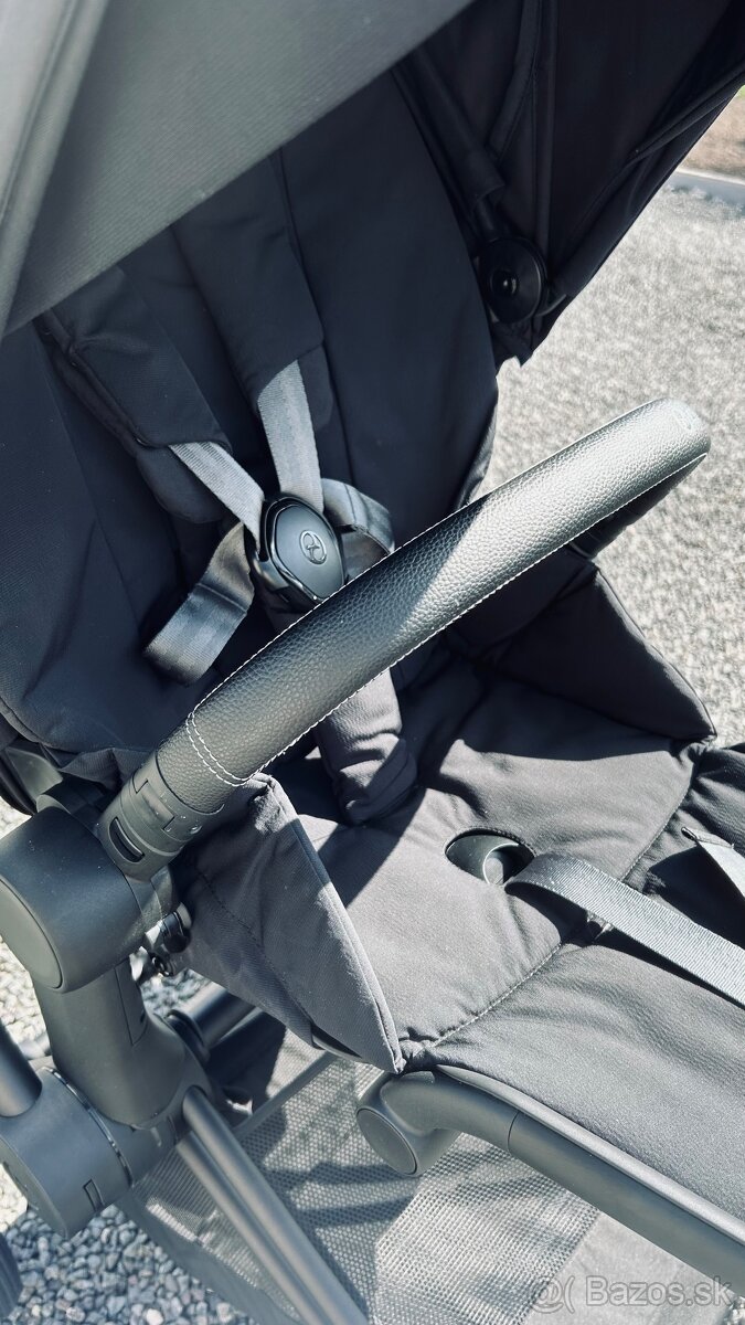Cybex Priam 4.0 - 9