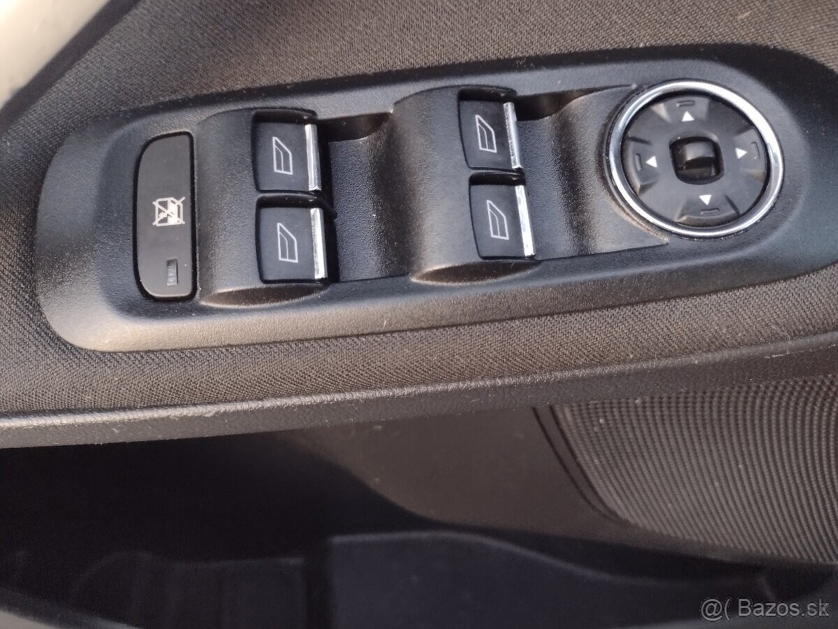 Predám ford galaxy - 9