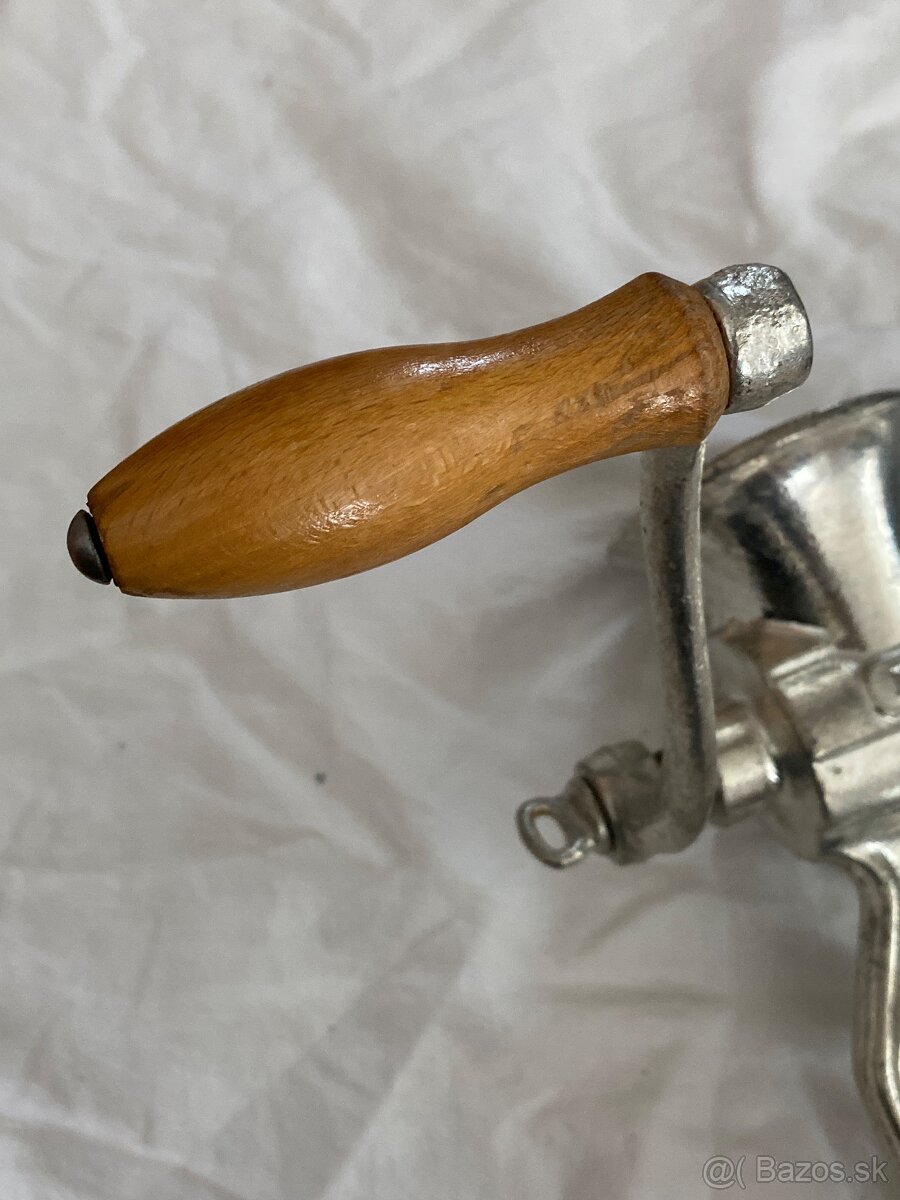 Ručný mlynček na mäso PORKERT č. 10 – ČSSR - 9