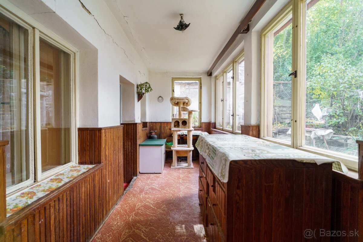 Ponúkame Vám exkluzívne na predaj rodinný dom vh - 9
