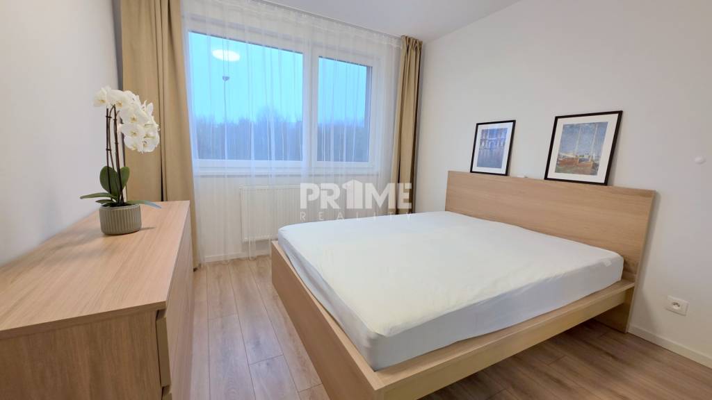 BÝVAJ PRVÝ V 2,5i byte, OVOC.SADY, BALKÓN,PARKING, Ivanska c - 9