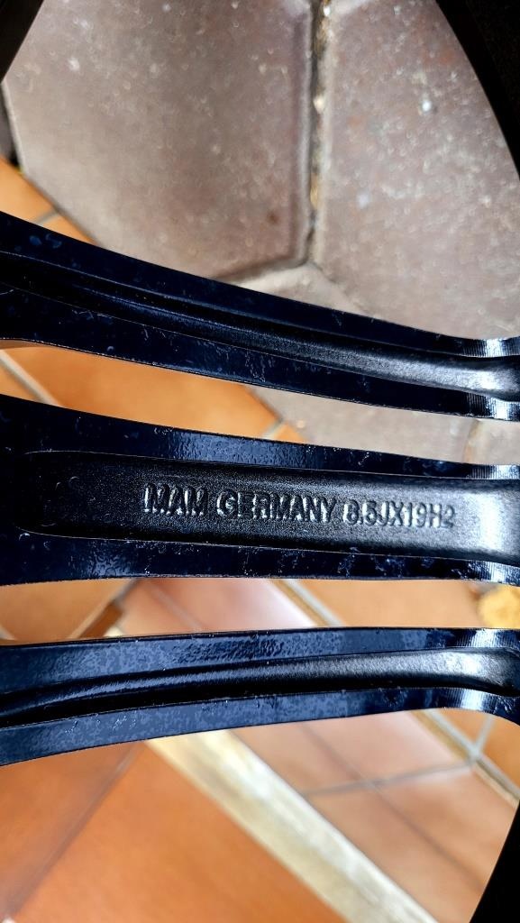 Alu R19 5x120 MAM BMW 5 F10+F11+ letné pneu 245/40R19 - 9