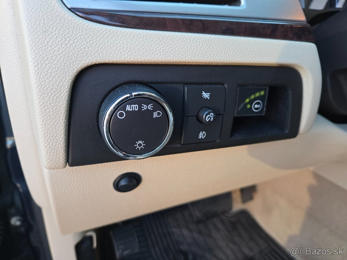 Cadillac Escalade 6.2 V8 - 9