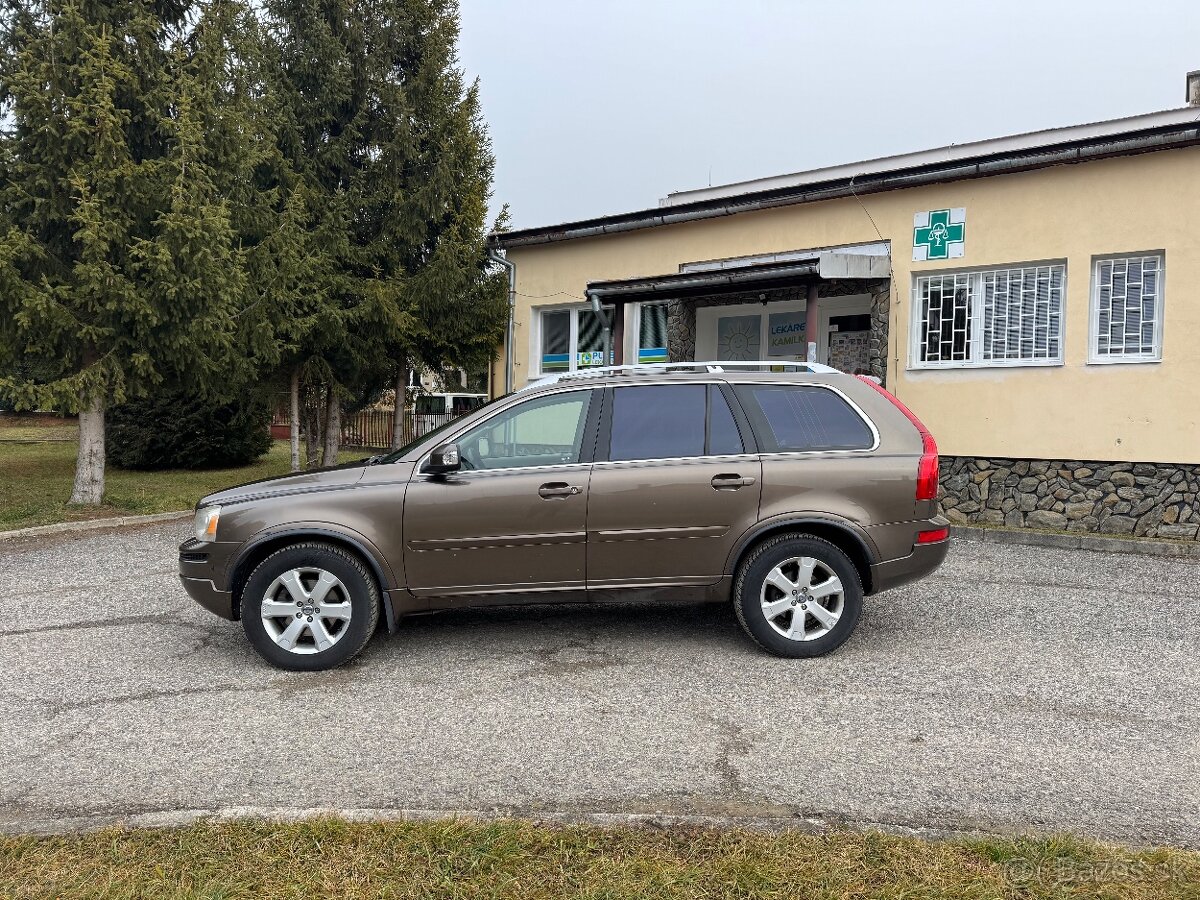 Volvo XC90 2.4D D5 147KW 7Miestne AWD RV2014 SUMMUM 4x4 - 9