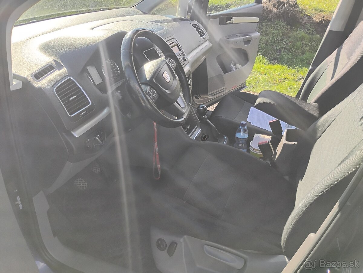 Seat Alhambra 2.0 TDi DPF Ecomotive - 9