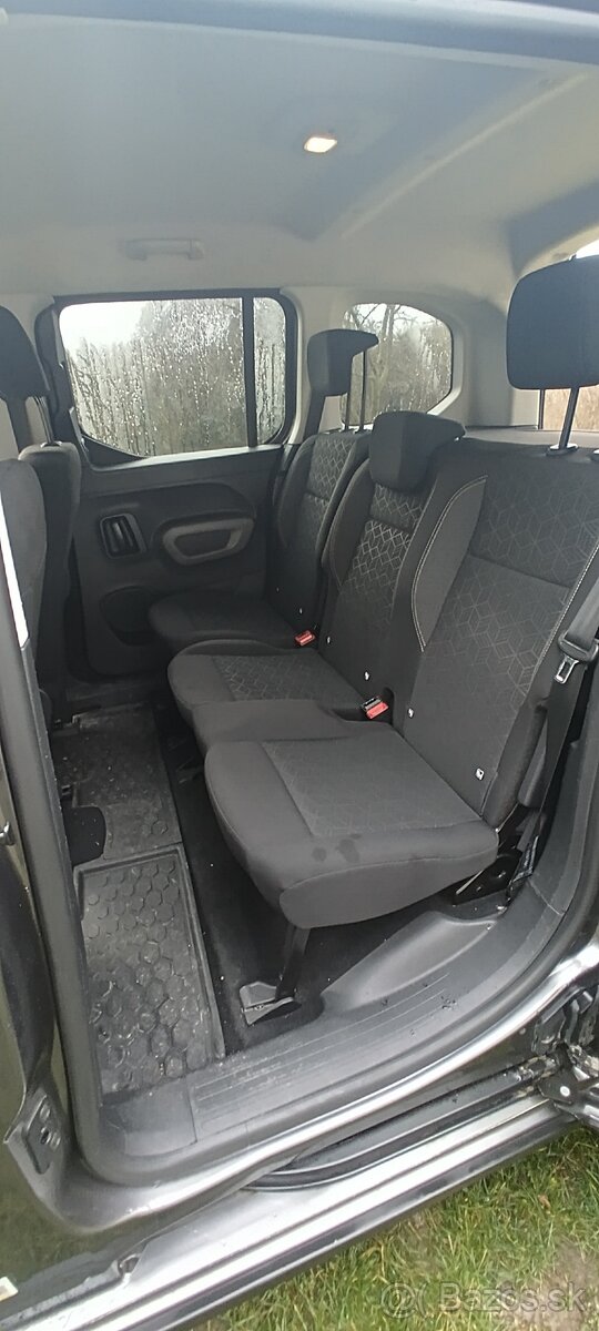 Predám Peugeot Rifter 1.5 Hdi 75 kw. 2019 - 9